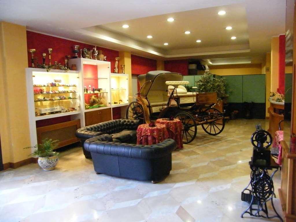 Hotel Residence Memmina Frosinone Restaurant photo