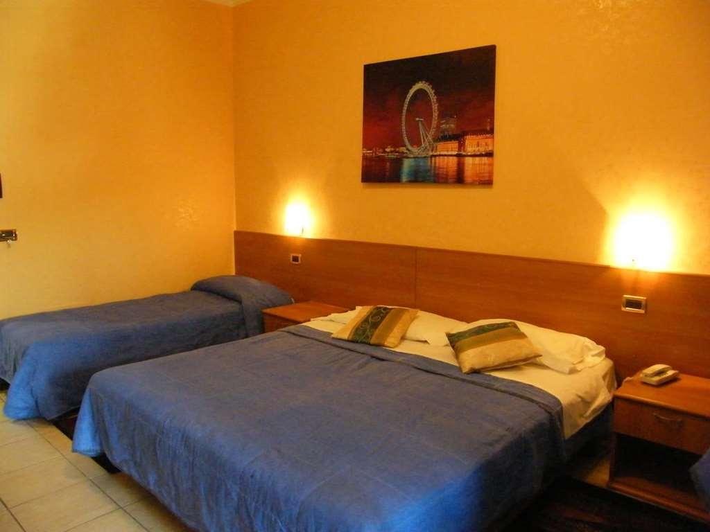 Hotel Residence Memmina Frosinone Room photo