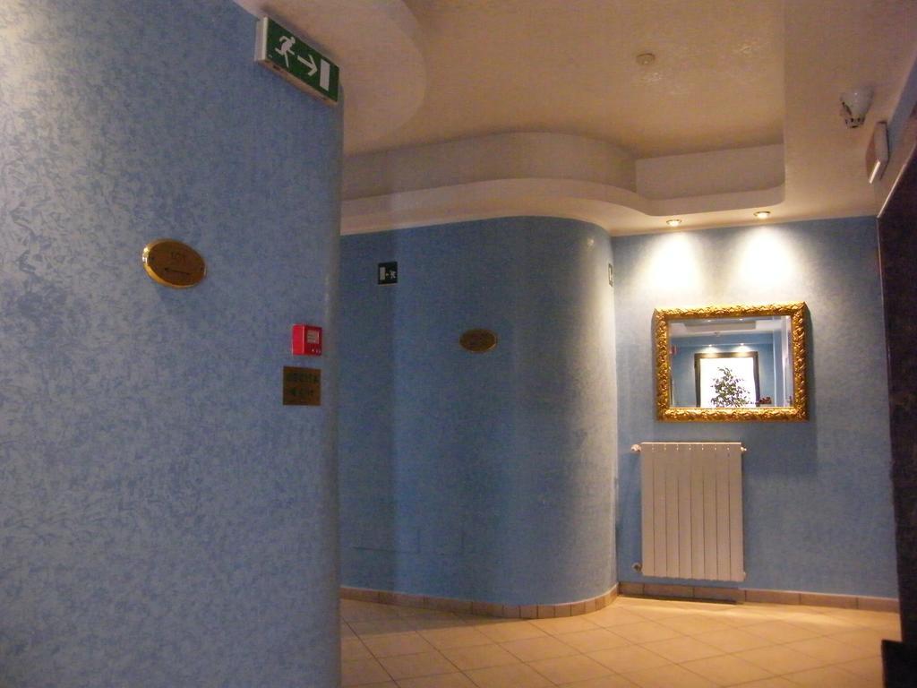 Hotel Residence Memmina Frosinone Room photo